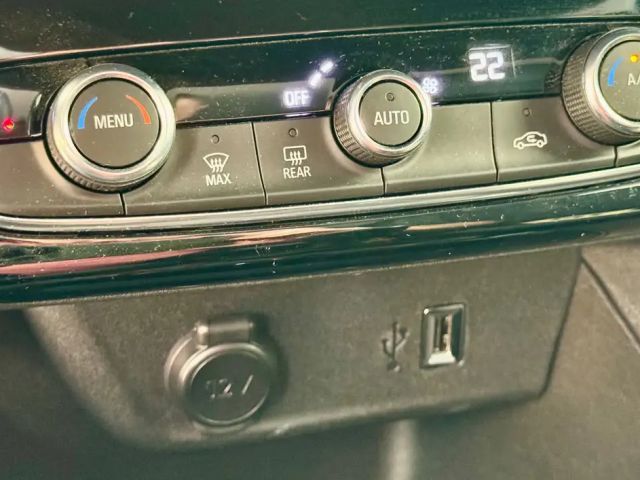 Opel Corsa Eleg/Kam/LED/Sitzh/Lenkhzg/IntelliLUX/2xParkp.