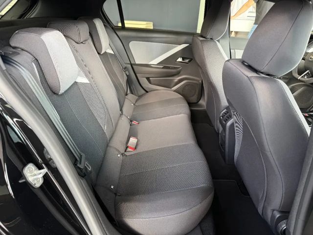 Opel Astra 1.2 Turbo Edition Turbo