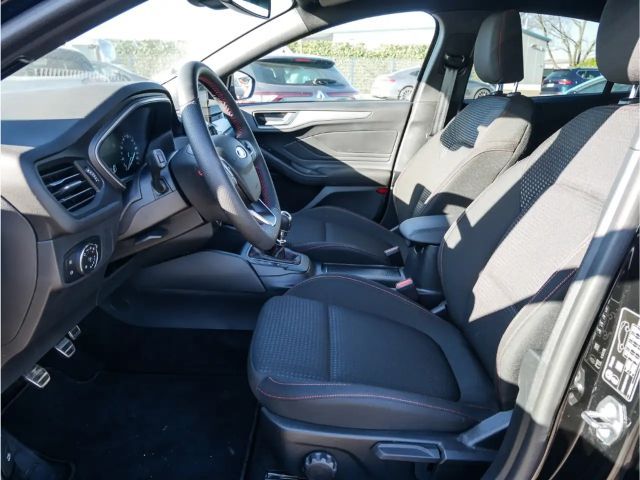 Ford Focus EcoBoost ST Line Style