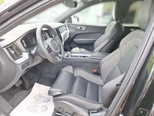 Volvo XC60 Dark Plus