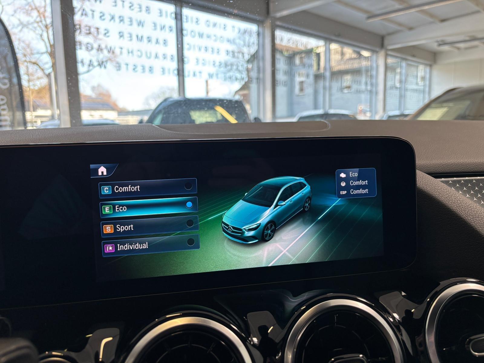 Mercedes-Benz B 200 Progressive Sedan