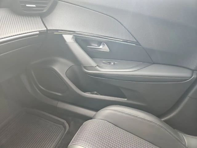 Peugeot E-2008 GT-Line