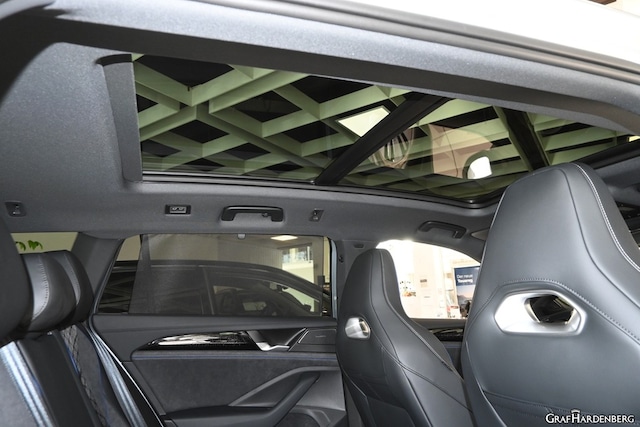 Volkswagen Passat DSG R-Line