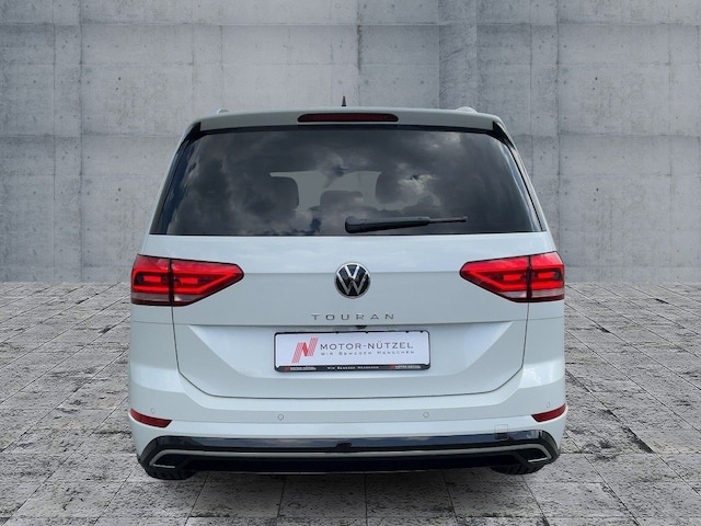 Volkswagen Touran 1.5 TSI DSG IQ.Drive R-Line