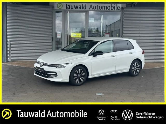 Volkswagen Golf 1.5 eTSI DSG Golf VIII