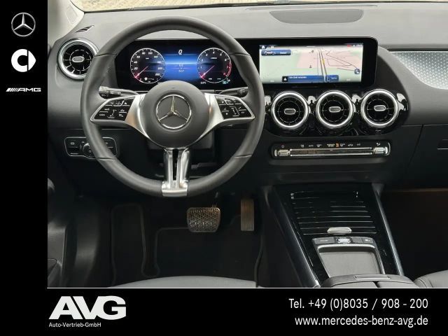Mercedes-Benz GLA 200 Progressive