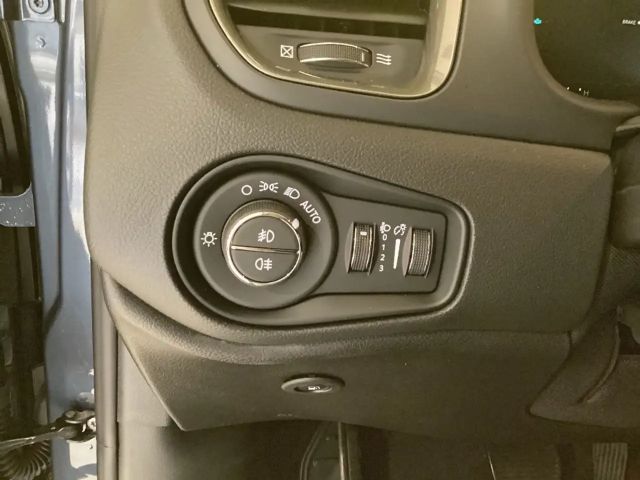 Jeep Renegade Summit