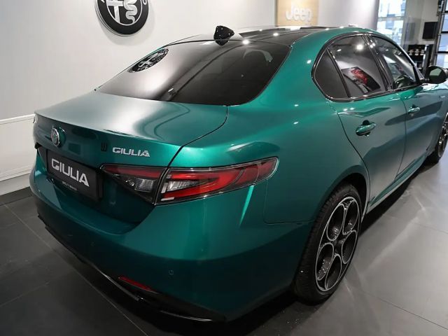 Alfa Romeo Giulia AT8 Q4 Veloce