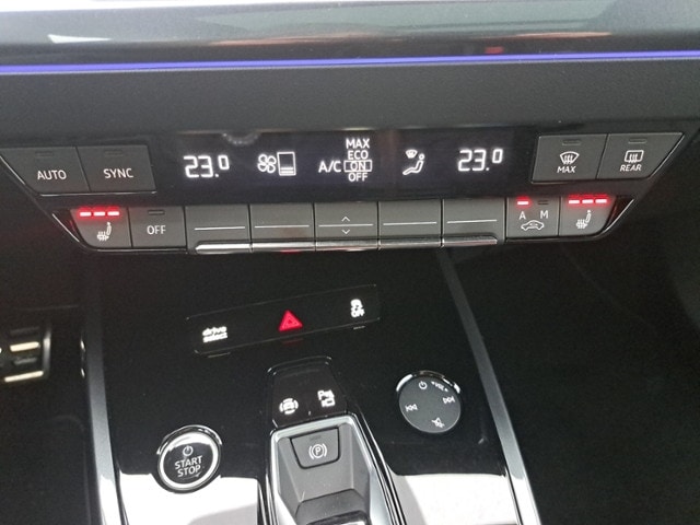 Audi Q4 e-tron SUV 45 e-tron Audi Q4 e-tron