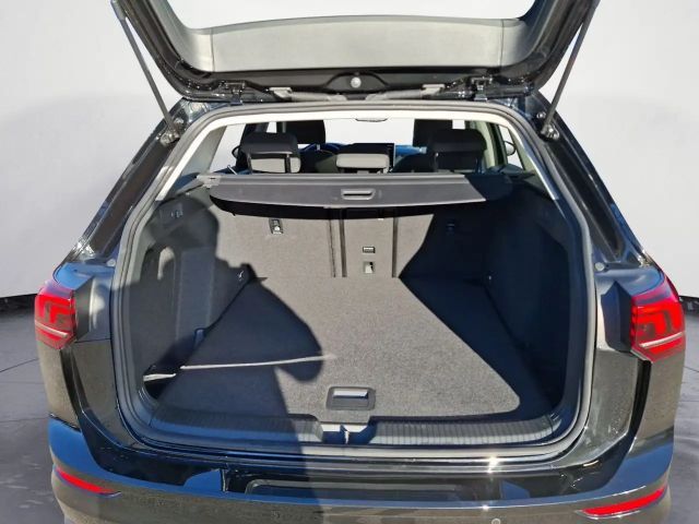 Volkswagen Golf 2.0 TDI DSG Life Variant