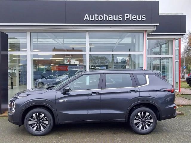 Mitsubishi Outlander PHEV