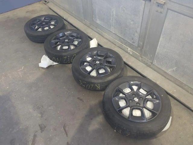 Suzuki Ignis 4x4 AllGrip DualJet Shine