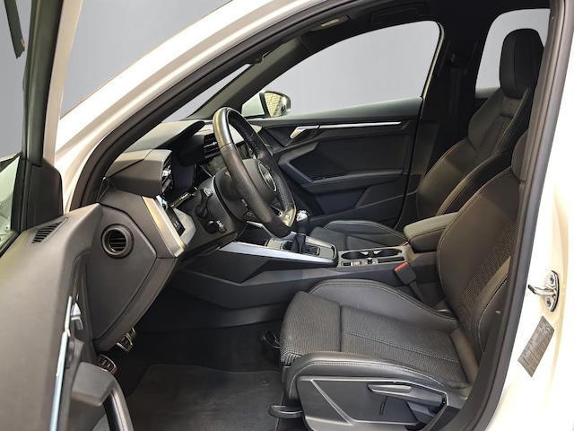 Audi A3 35 TFSI S-Line Sportback