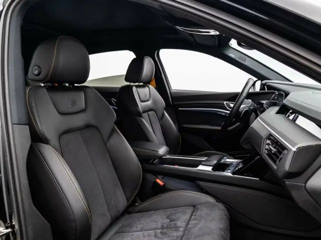 Audi e-tron 55 S-Line