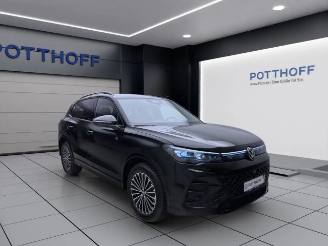 Volkswagen Tiguan 2.0 TDI DSG IQ.Drive R-Line