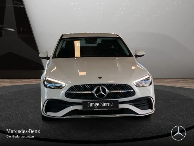 Mercedes-Benz C 180 AMG Line Sedan