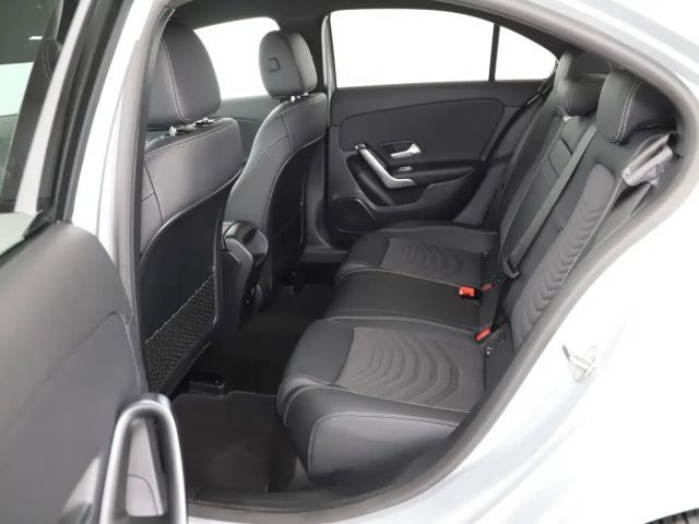 Mercedes-Benz A 180 Progressive