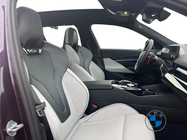 BMW M5 Touring 20/21" Keramik Driver´s Pack Pano AHK