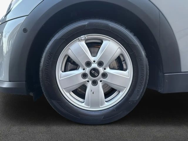 MINI Cooper Cooper Aut. Essential Trim Head-Up HiFi LED Pano