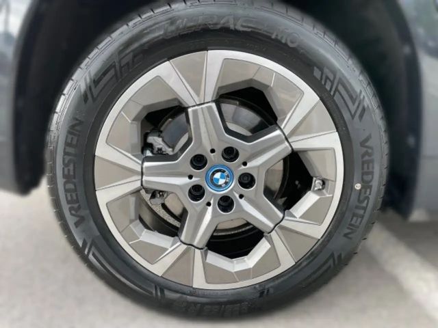 BMW X1 xDrive25e