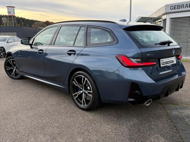 BMW 320 320d M-Sport Touring xDrive