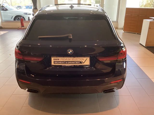 BMW 540 540d M-Sport Touring xDrive