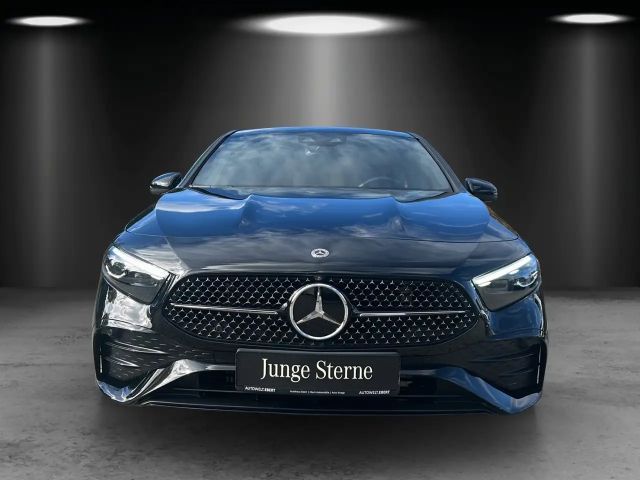 Mercedes-Benz A 250 4MATIC AMG Line