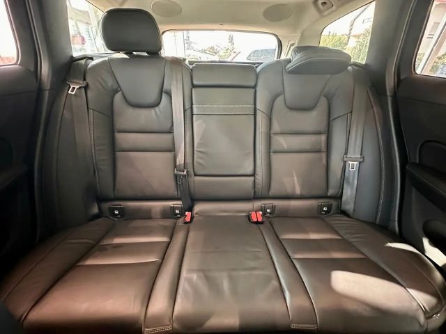 Volvo V60 AWD Inscription Recharge T6