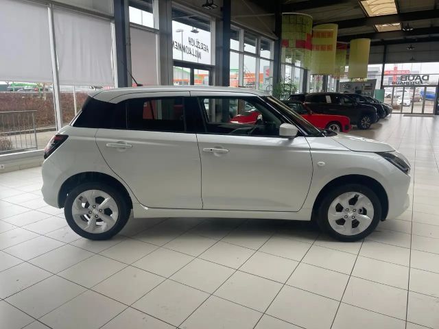 Suzuki Swift 4x4 Comfort DualJet Hybrid