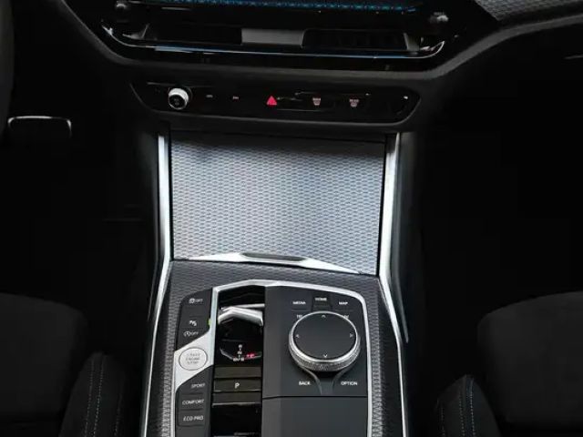 BMW 330 330i Touring xDrive