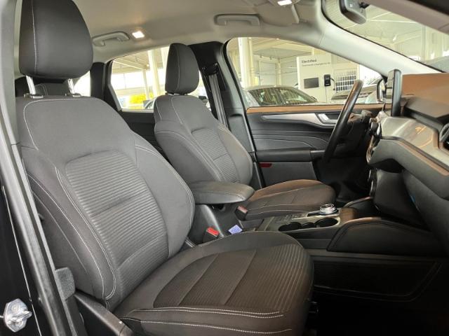 Ford Kuga AWD Hybrid Titanium