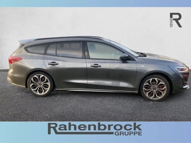 Ford Focus EcoBoost ST Line Wagon