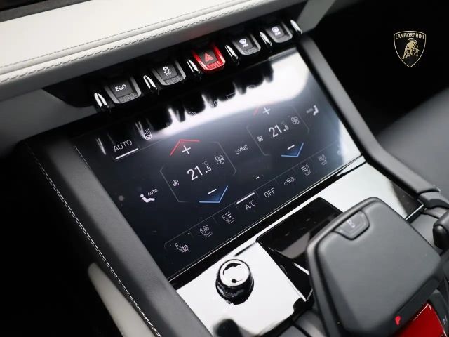 Lamborghini Urus SE MY25 I 23" I AHK I B&O I PANO