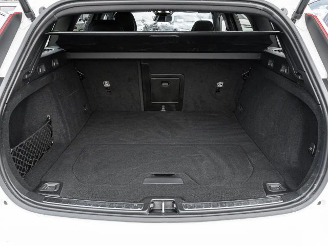 Volvo V60 Cross Country AWD Plus