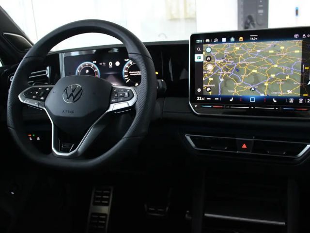 Volkswagen Tiguan IQ.Drive R-Line Sound