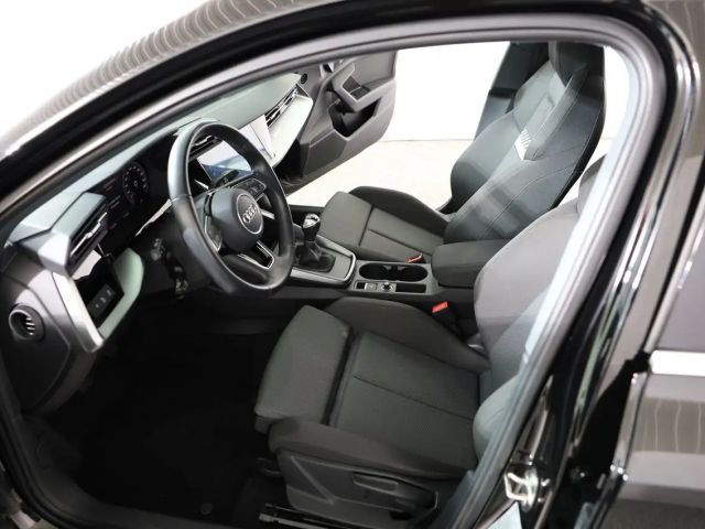 Audi A3 30 TDI Sedan