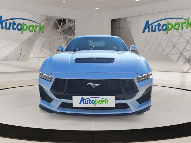 Ford Mustang Fastback GT 5.0 V8