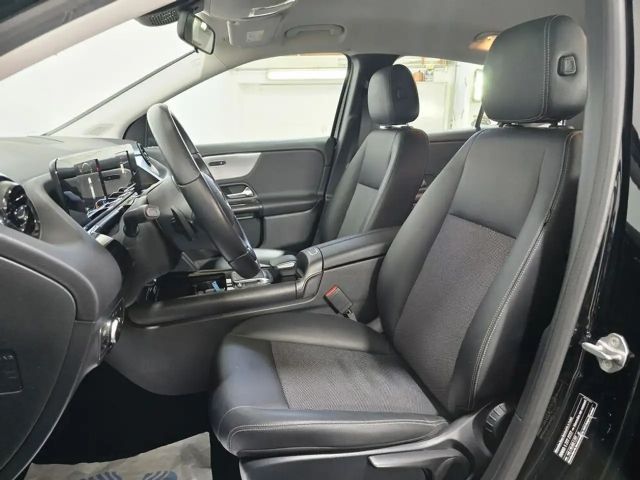 Mercedes-Benz GLA 180 Aut. *1 HAND ‼️BLACK WEEK‼️