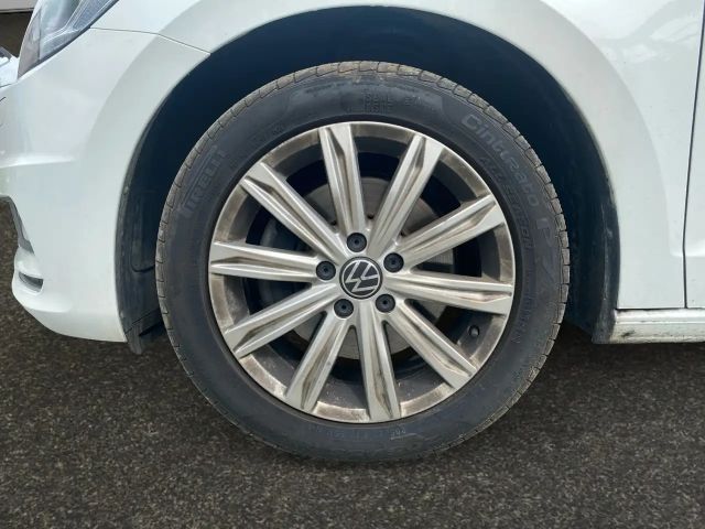 Volkswagen Touran 1.5 TSI DSG Highline