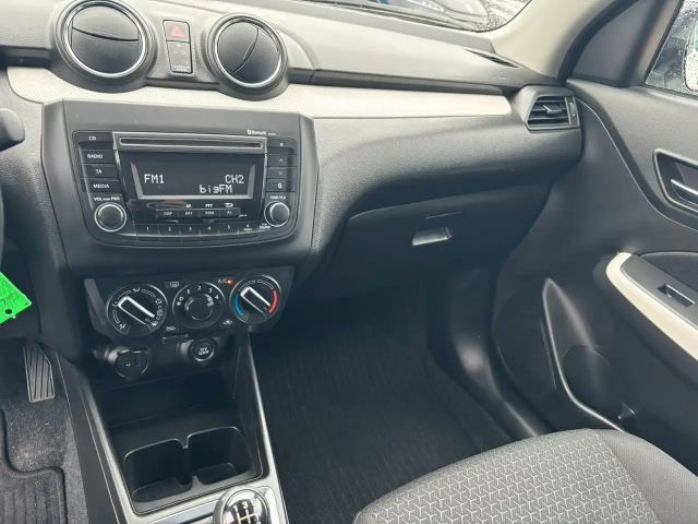 Suzuki Swift Club Hybrid