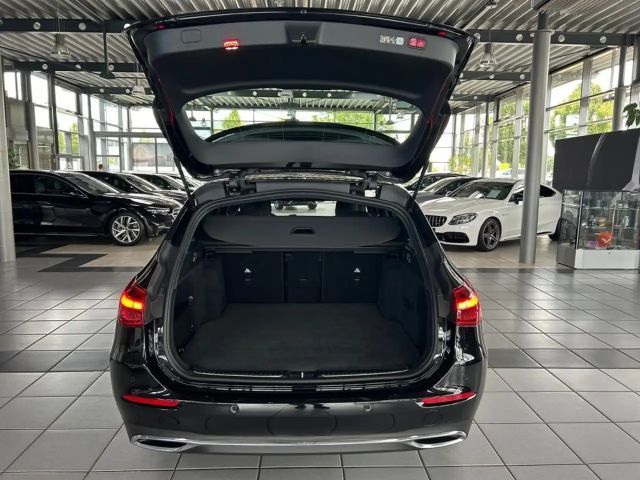 Mercedes-Benz C 200 4MATIC AVANTGARDE Estate