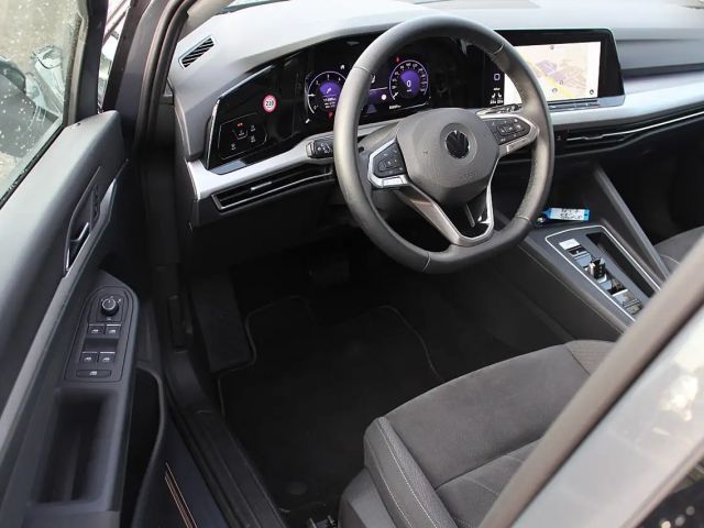 Volkswagen Golf DSG Life