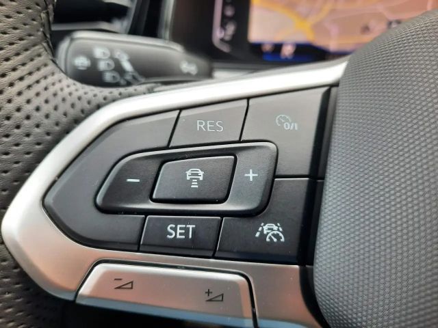 Volkswagen T-Roc IQ.Drive R-Line Style