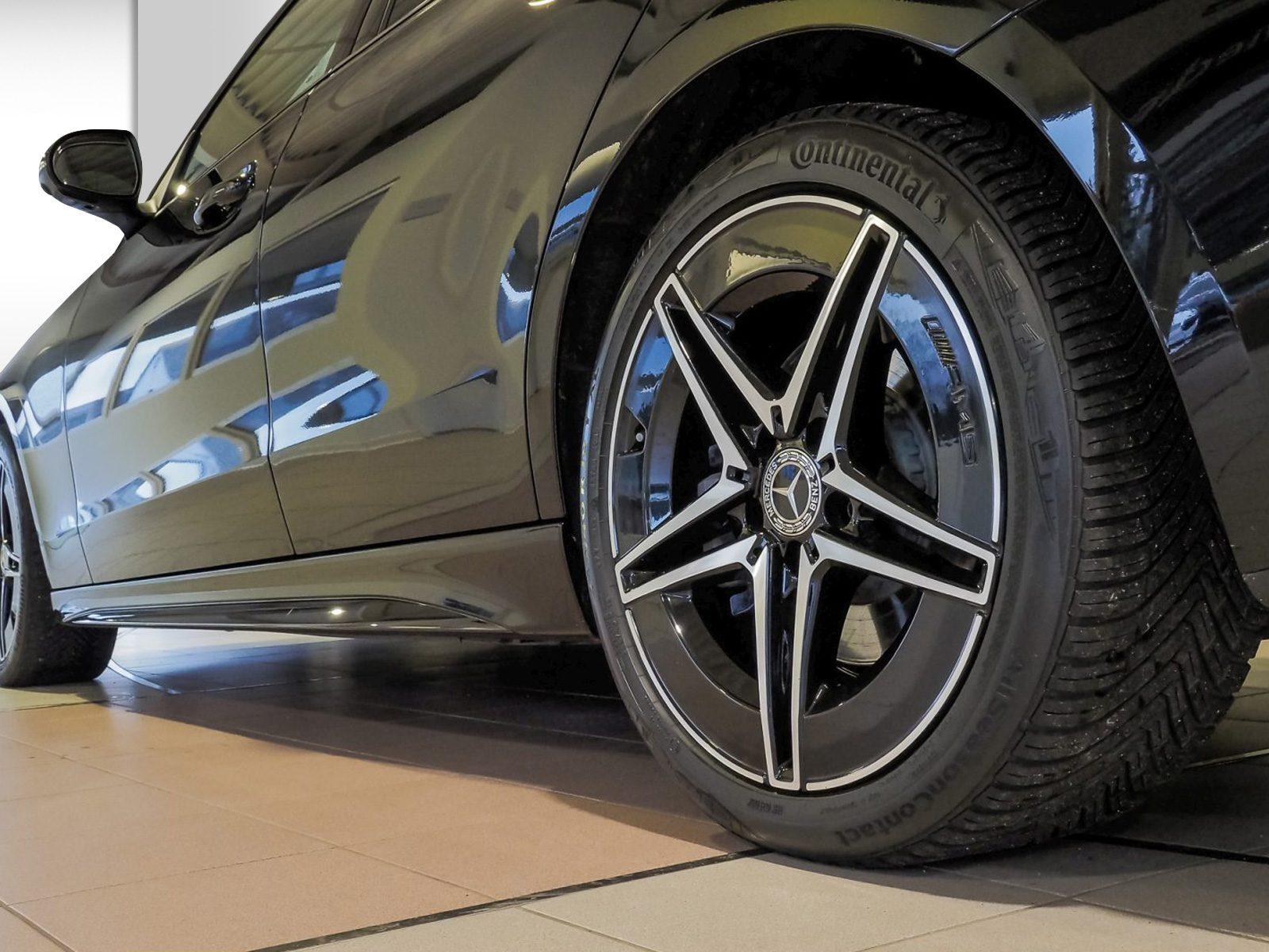 Mercedes-Benz C 220 AMG Line C 220 d