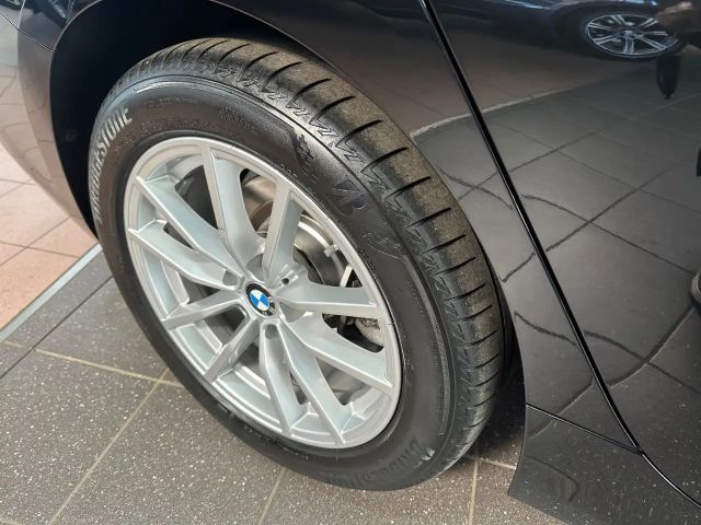 BMW 320 320d Touring xDrive