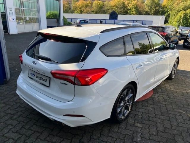 Ford Focus EcoBoost ST Line
