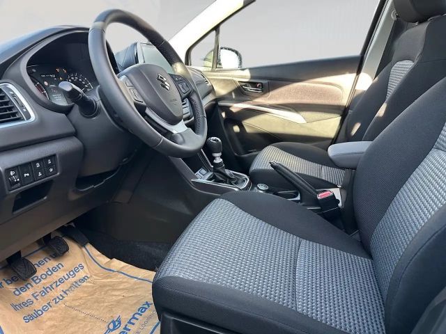 Suzuki S-Cross AllGrip Hybrid