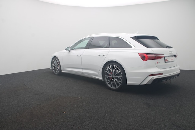 Audi S6 Avant Quattro