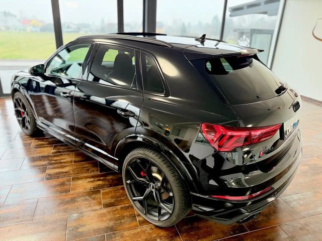 Audi RS Q3 RSQ3 2,5 TFSI *GARANTIE* SONOS* PANO* OP SCHWARZ*