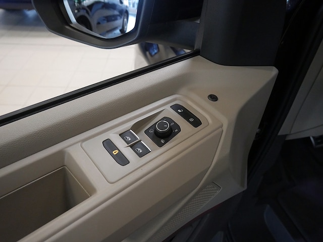 Volkswagen Multivan 2.0 TSI T7